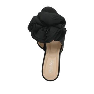 Black geometrically heeled shoe